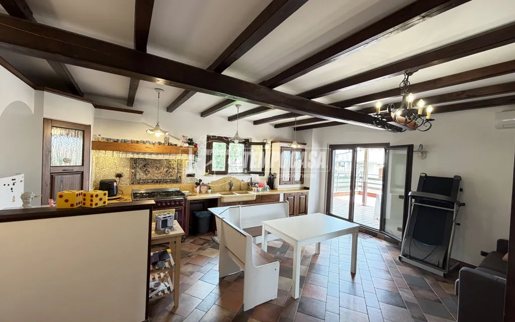 Cuisine - Attico with Perimeter Terrace in Rome