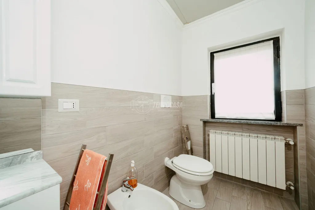 Salles de bain - Renovated House with Garden in Vigevano