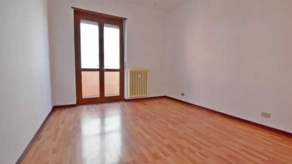 Pièces - Apartment with Balcony in Mondovì