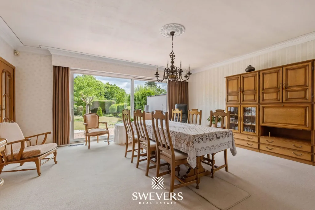 Dining Room - Open Plan House with Garden in Beringen