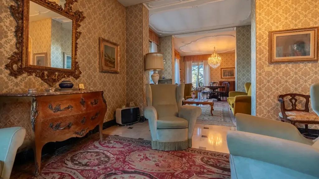 Séjour - Penthouse with Terraces in Torino's Crimea