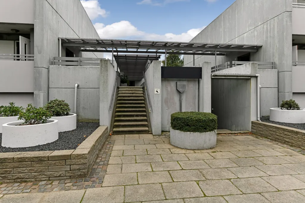 Jardin - Condo with South-Facing Balcony in Esbjerg