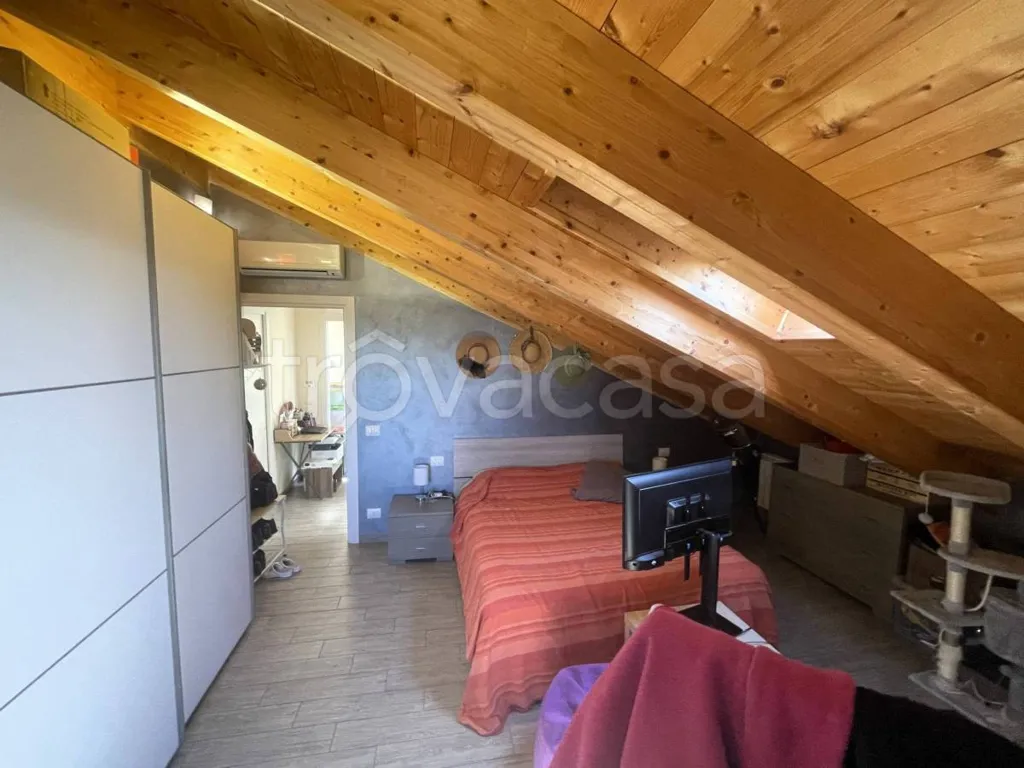 Pièces - Modern Apartment with Balcony in Trofarello