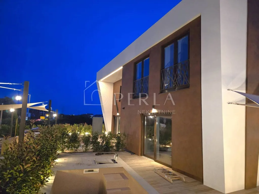 Terrass - Smart Home Villa with Private Pools in Nin
