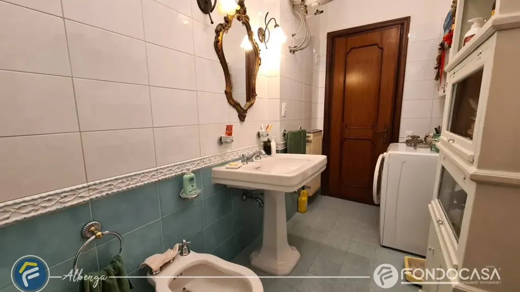 Vannitoad - Spacious Apartment with Large Terrace in Albenga