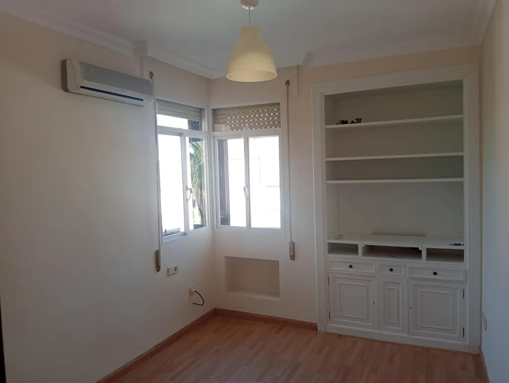 Pièces - Spacious Apartment with Terrace in La Florida