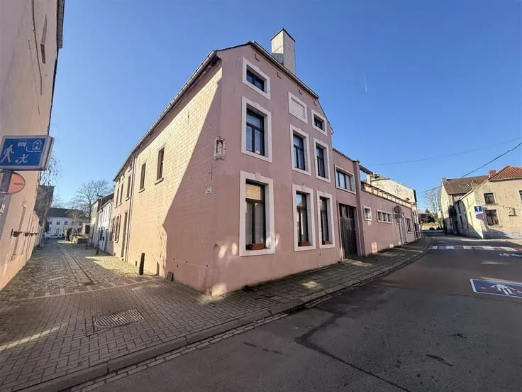 7 magamistoaga maja asukohas Grez-Doiceau