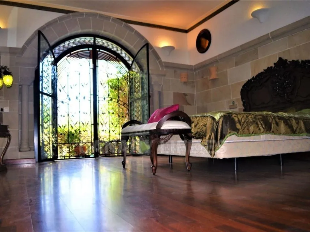 Chambres - Luxury Villa with Romanesque Features in San Bartolomé