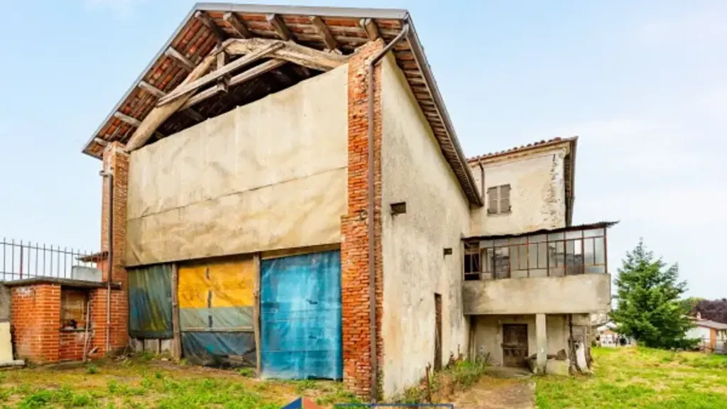 Exterior - Rustic House with Garden in Cigliè