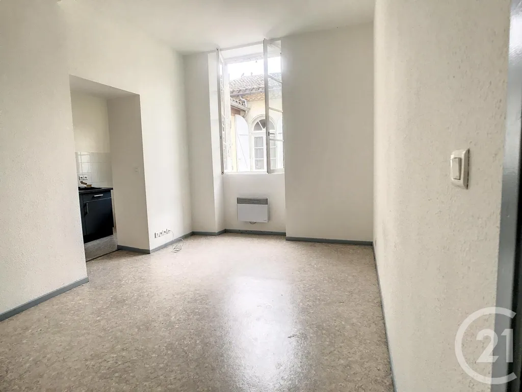 Toad - Renovated Flat with Balcony in Fleurance