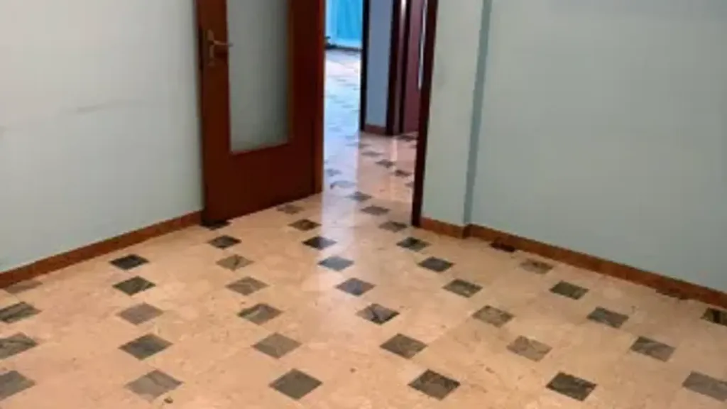 hallway_entrance