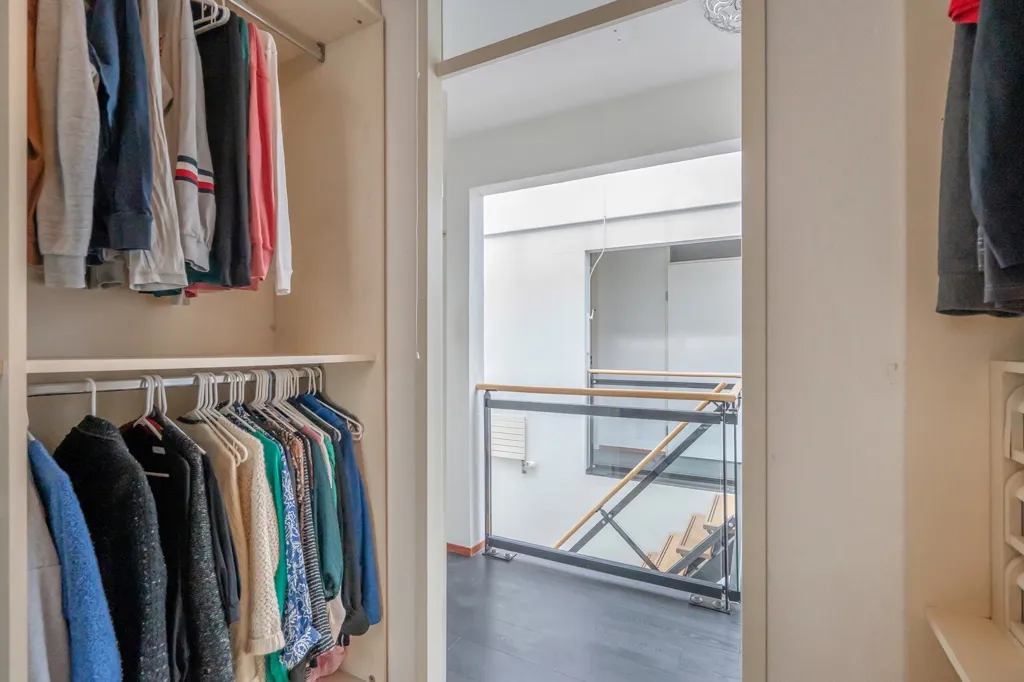 closet_dressing