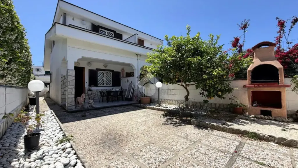 Terrass - Terraced Villa with Private Garden in Ardea