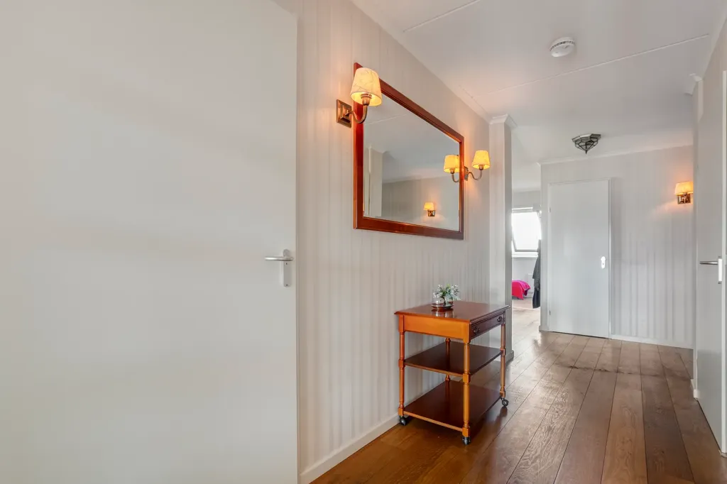 Entrée - Penthouse with Views in Hellendoorn Centre