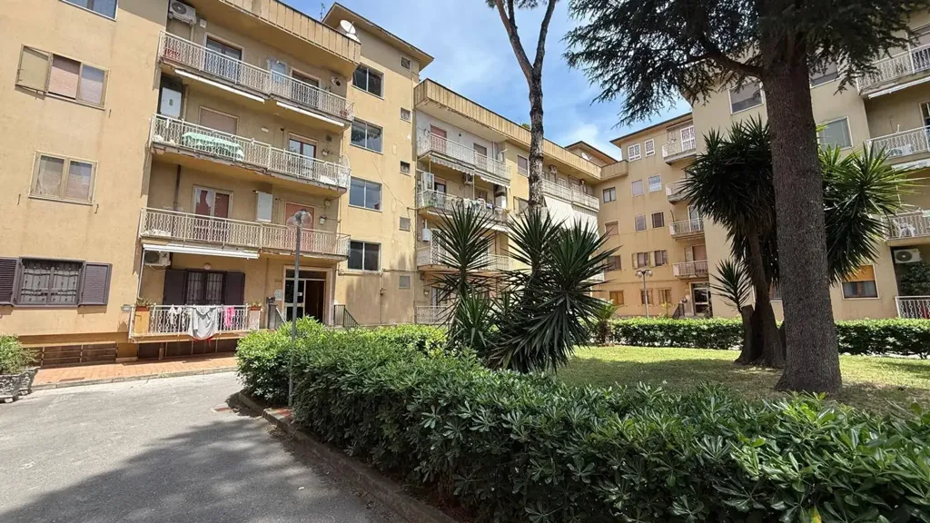 Aed - Apartment with Parking in Caserta