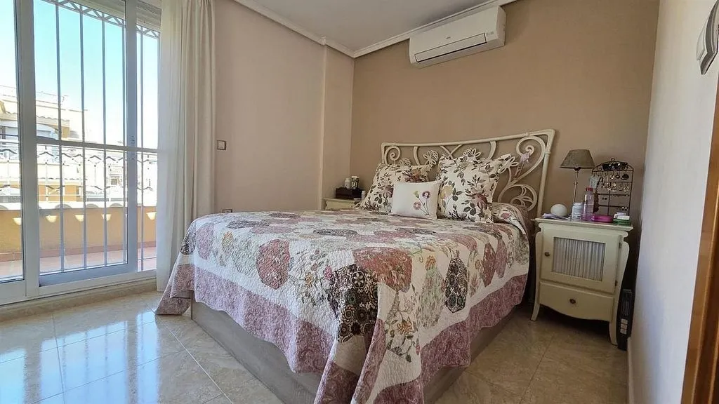 Chambres - Semi-detached House with Pool in Nueva Torrevieja