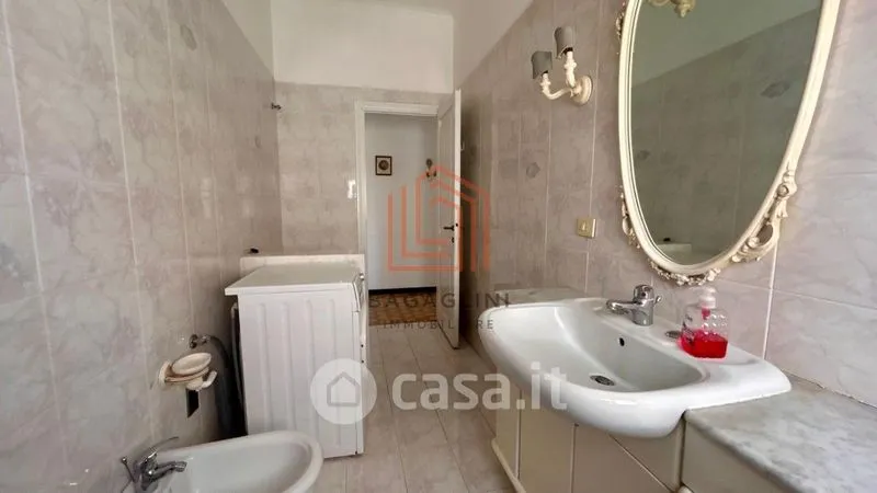 Vannitoad - Spacious Apartment with Balconies in Latina