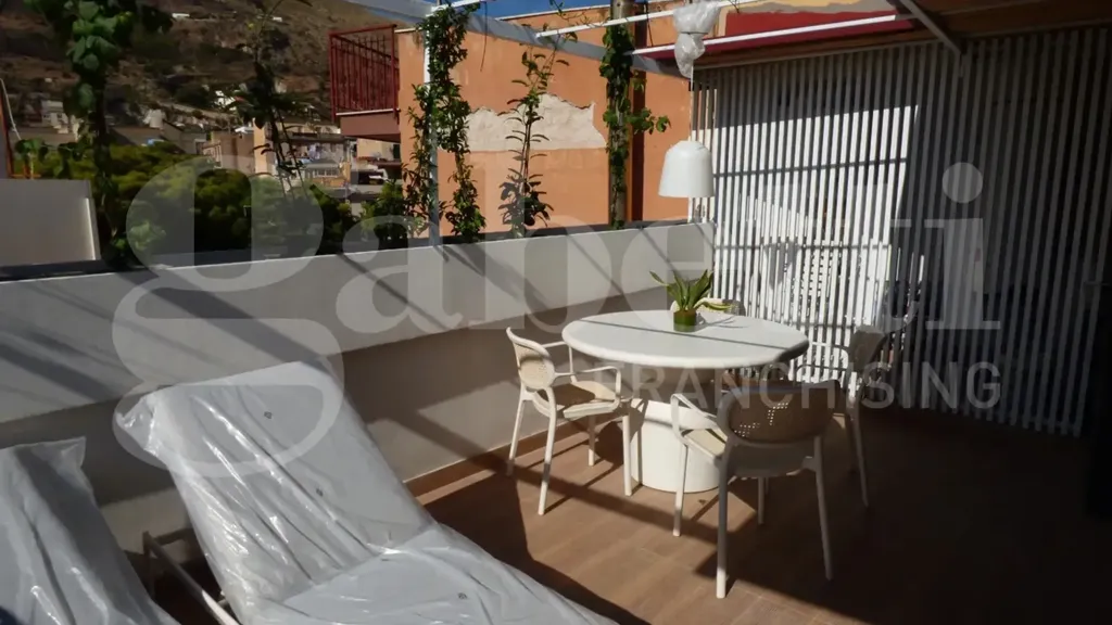 Terrass - Rustic Villa with Balcony in Palermo