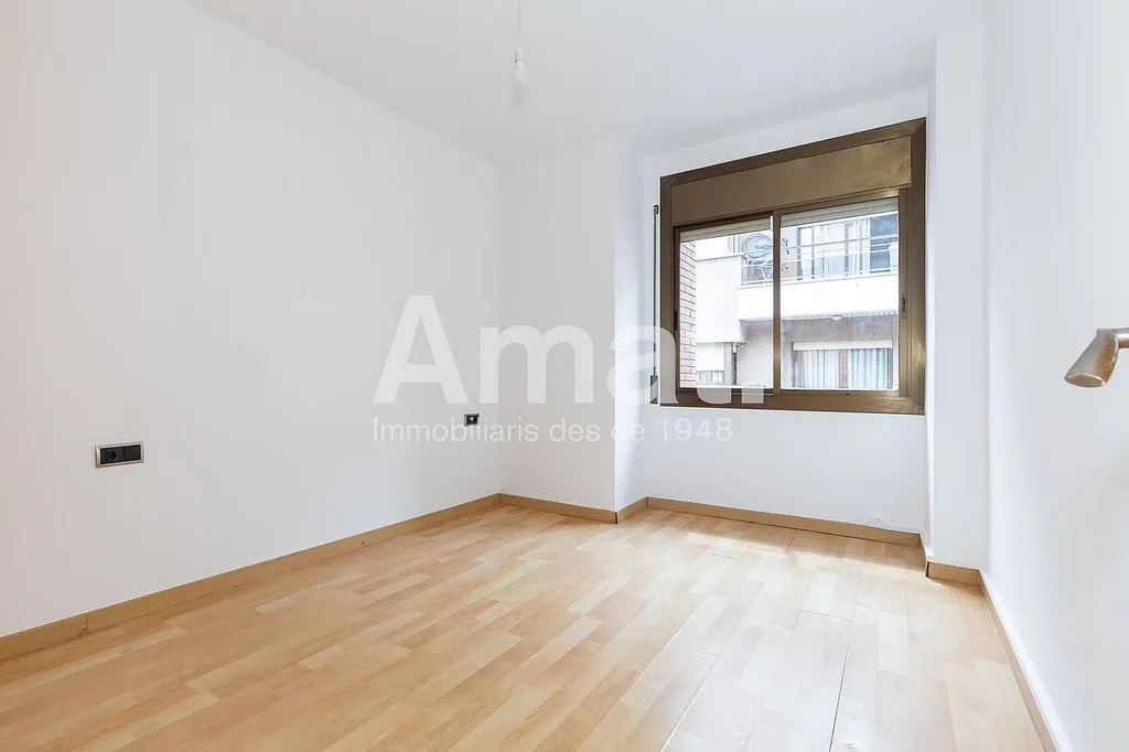Pièces - Apartment with Air Conditioning in Esplugues de Llobregat