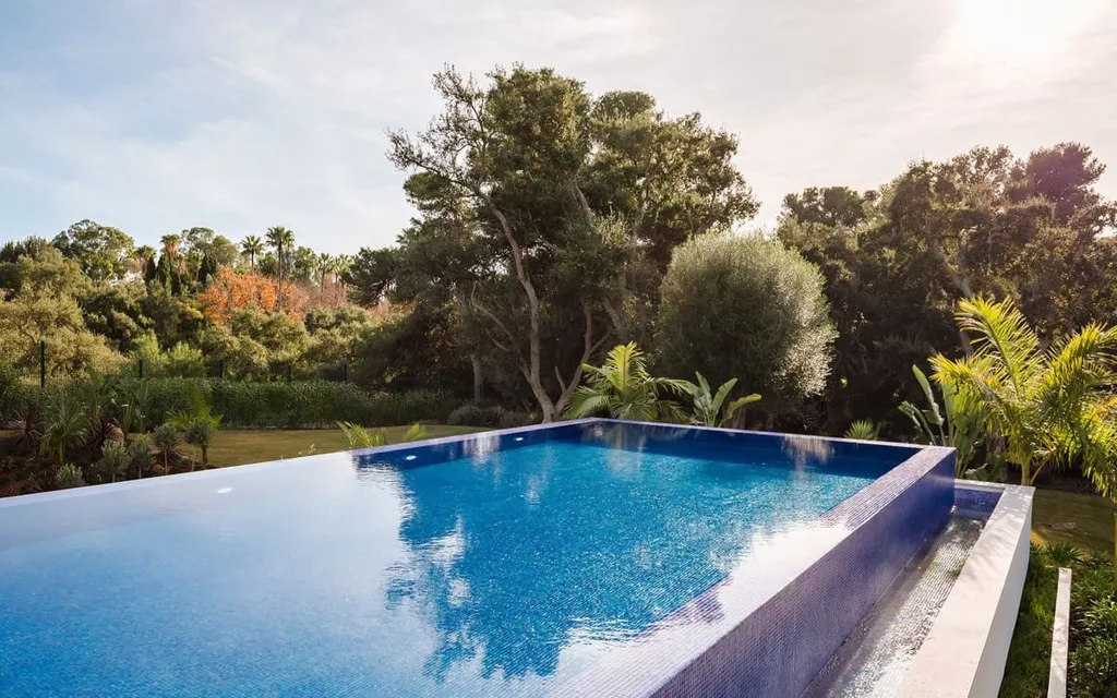 pool_area