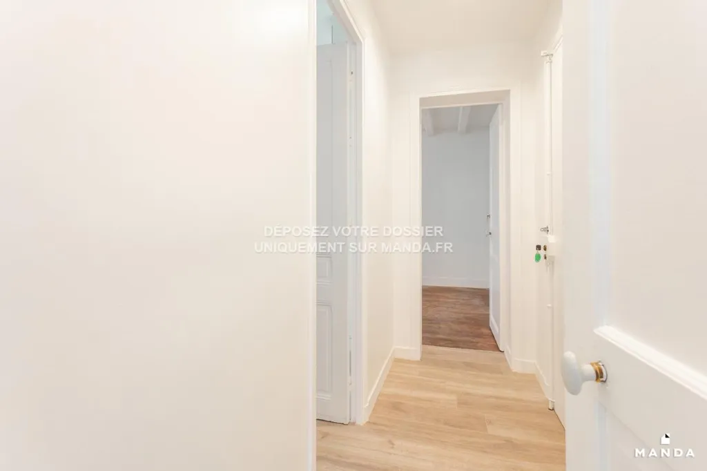 Esik - T3 Flat with Cave in Paris 13th
