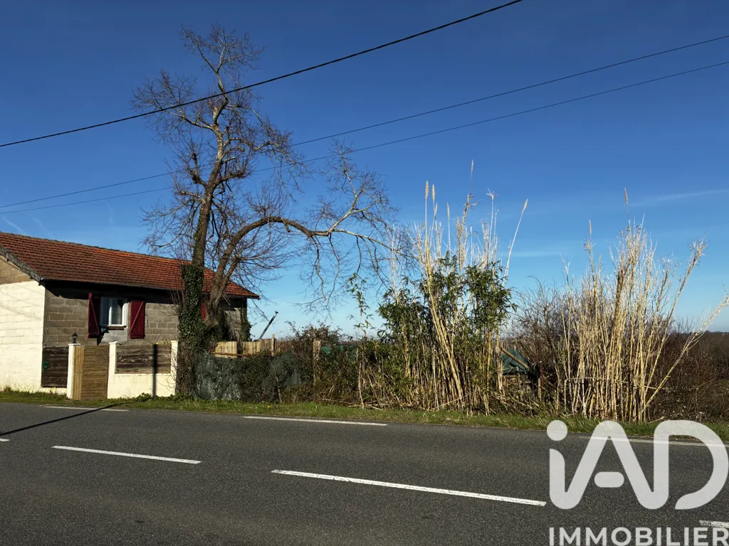 Extérieur - Grange à Rénover avec Potentiel à Saint-Boès