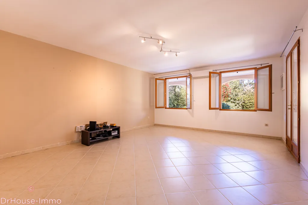 Séjour - Maison avec Terrasse à Arcades dans Domaine Privé à Cogolin