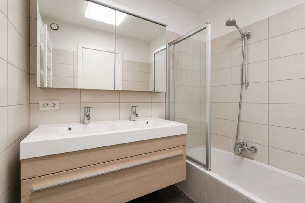 Salles de bain - Appartement avec Terrasse et Vue sur Gent