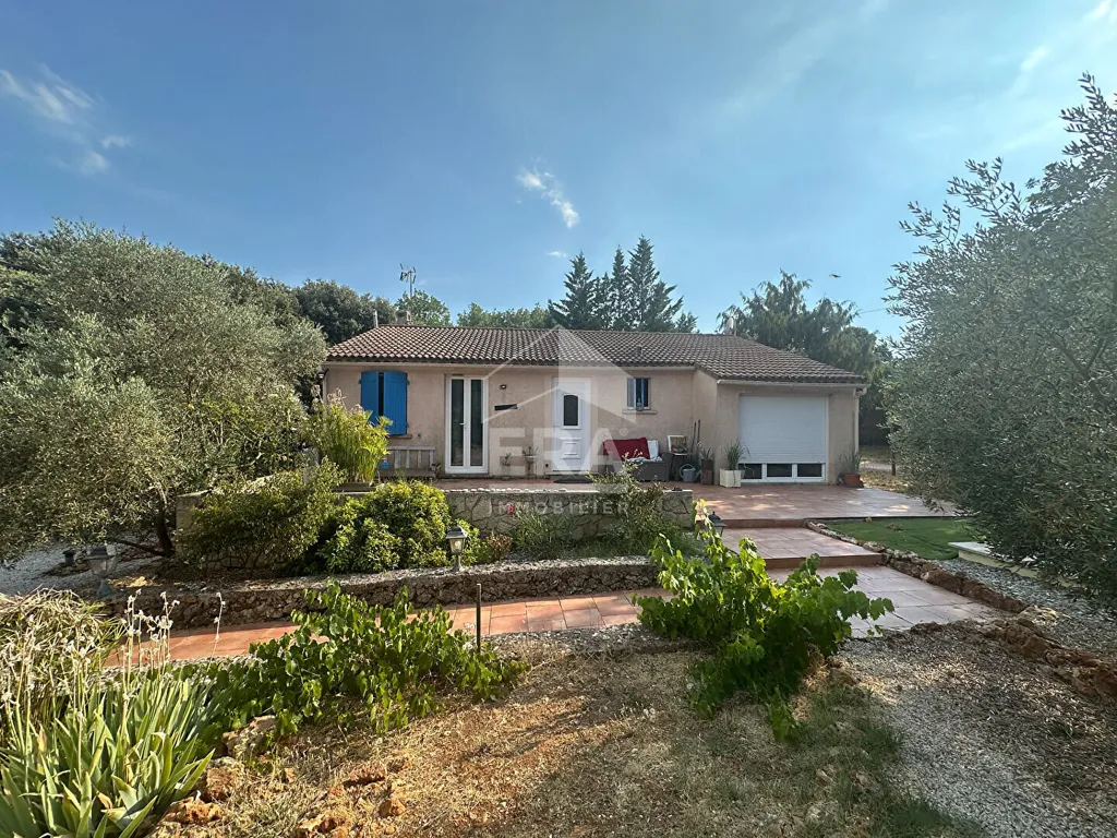 Esterno - Pebble-Floor House with Pool in Seillons-Source-d'Argens