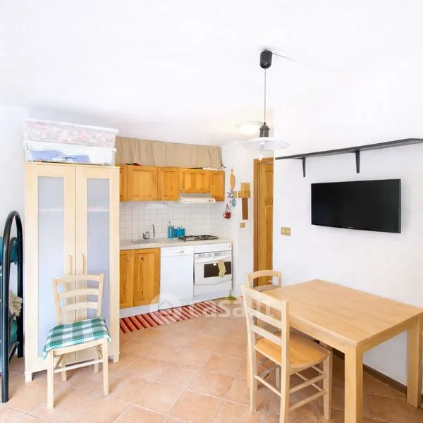 Söögituba - Studio Flat with Private Garden in Morgex