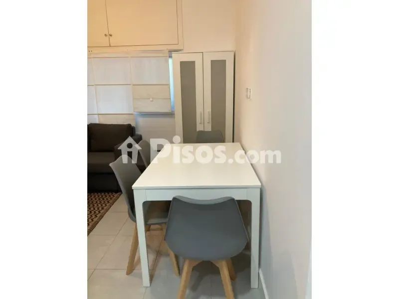Salle à manger - Refurbished Flat with Lift in Vallehermoso, Madrid