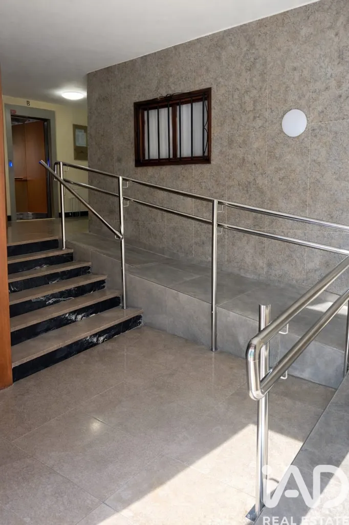 Esik - Apartment with Balcony in Castro