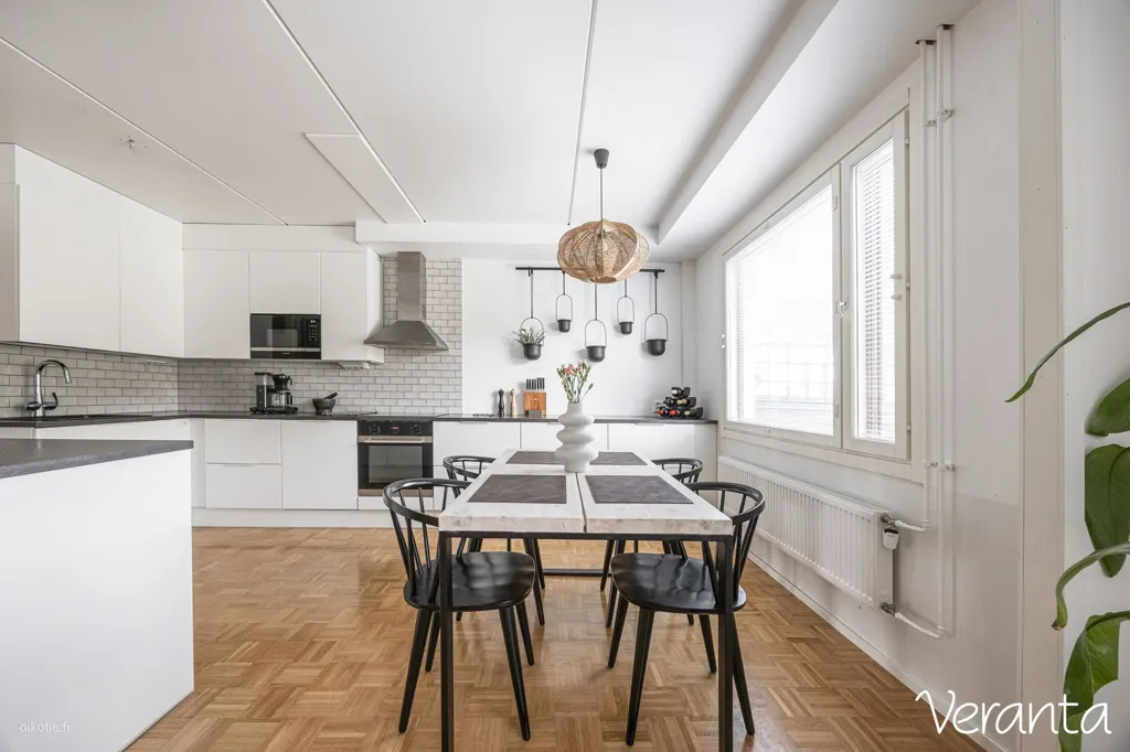 Salle à manger - Modernised Apartment with Sauna in Loukonlahti, Pirkkala