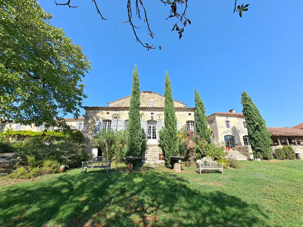 Extérieur - Propriété en Pierre avec Maison d'Amis à Condom