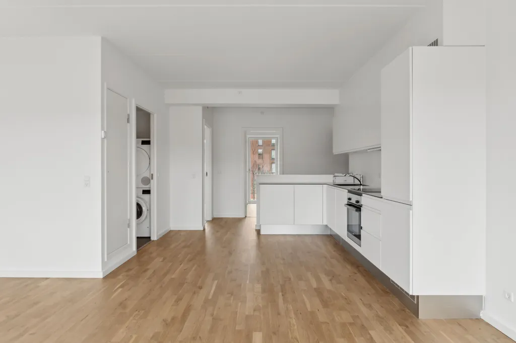 Köök - Modern Flat with Balcony in Rødvore