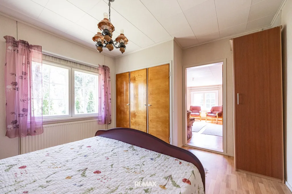 Chambres - Maison 4 pièces à FI
