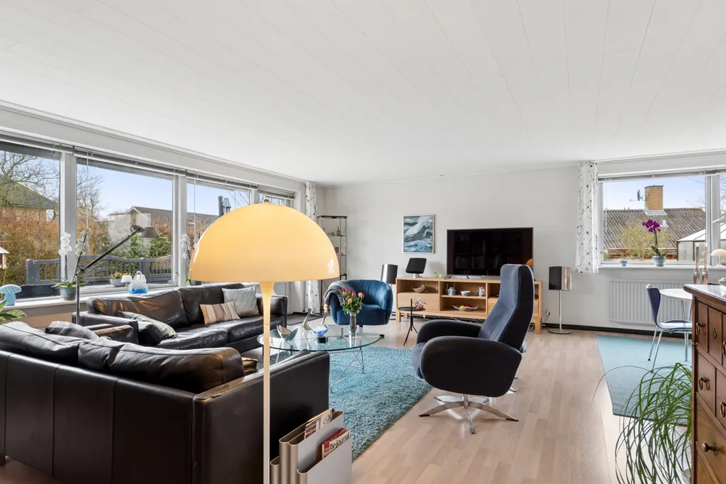 Soggiorno - Estate Villa with Lake View in Rødding