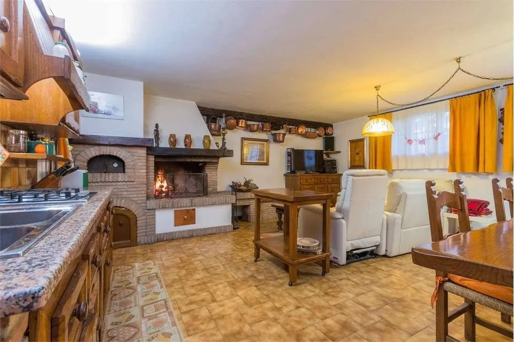 Luxury Villa with Workshop in Vazzola