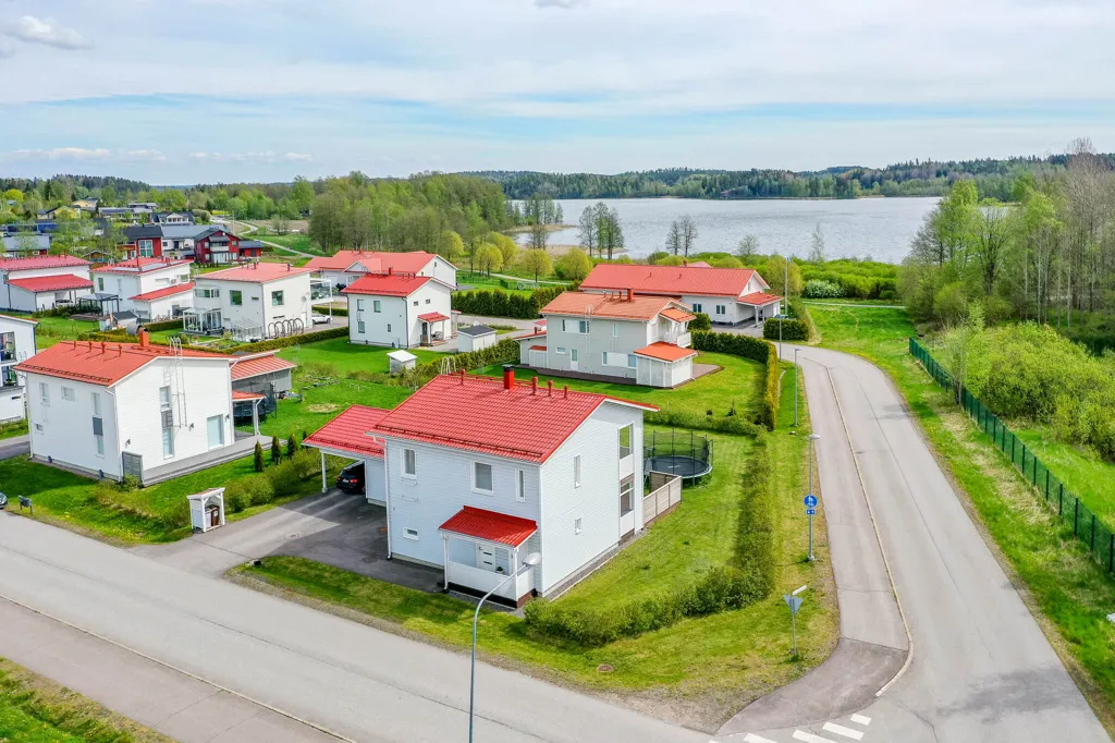 Õhuvaade - Contemporary Villa with Lake View in Vihti