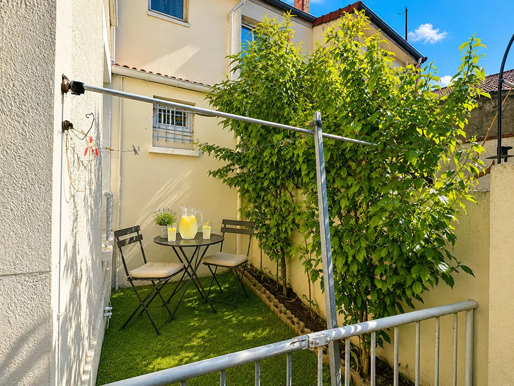 Aed - Refurbished Flat with Private Garden in Champigny-sur-Marne