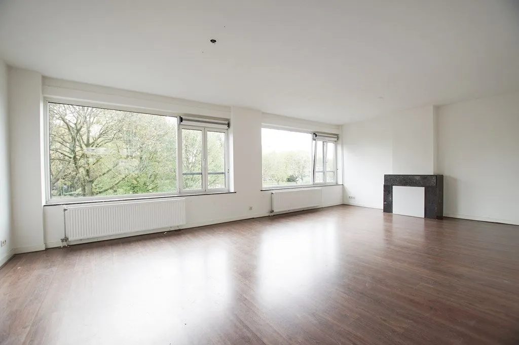 Soggiorno - Three-Bedroom Apartment with Garden in Rotterdam