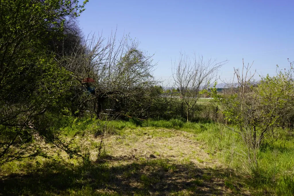 Aed - Buildable Plot with Green Access in Foligno