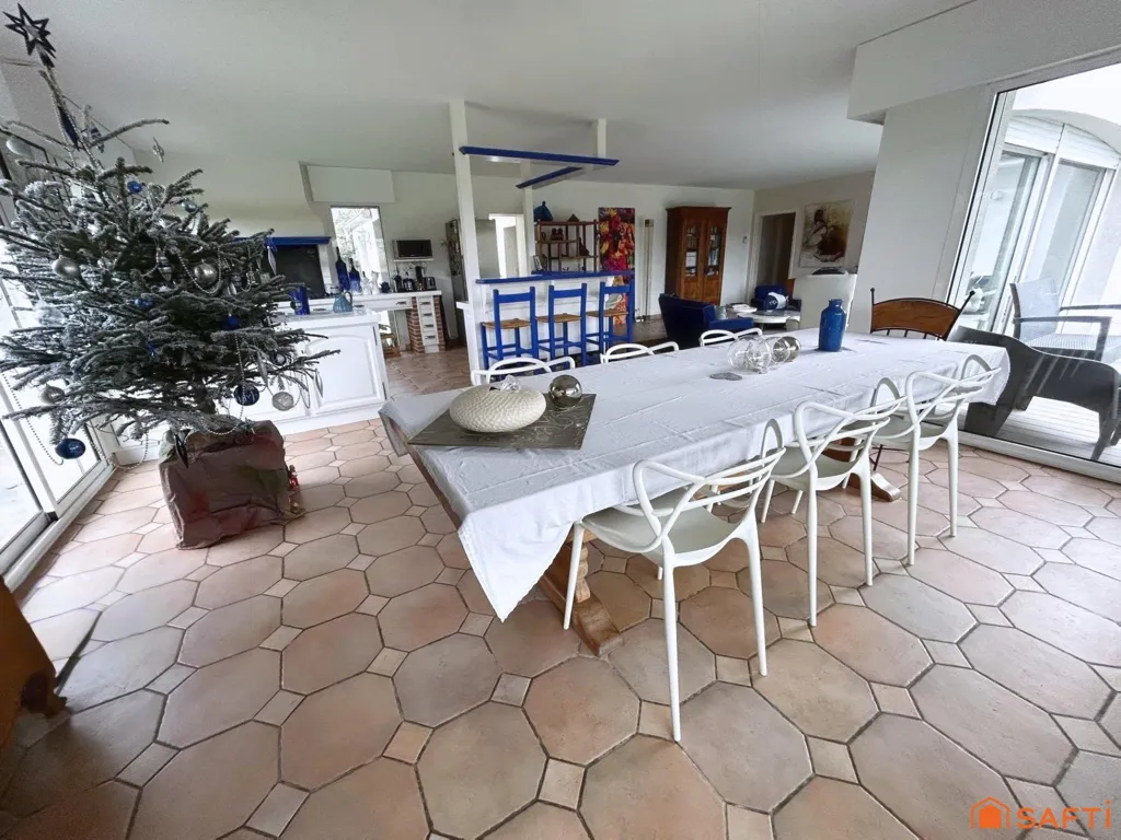 Salle à manger - Villa Contemporaine avec Jardin à La Baule