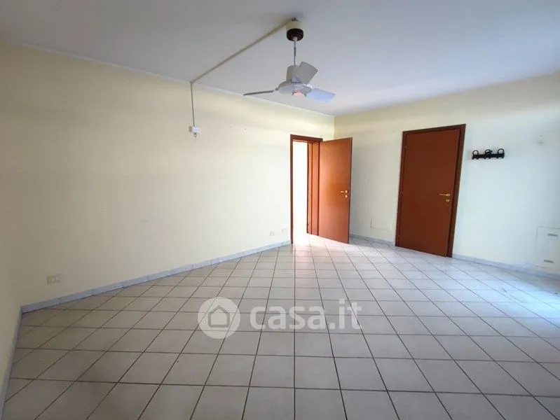 Pièces - Ground Floor Apartment with Garden in Bondeno
