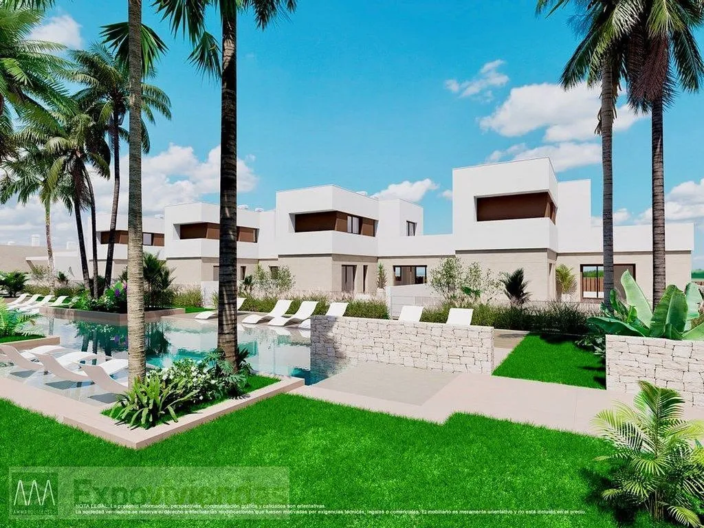 Chalet with Pool and Terrace in La Dorada