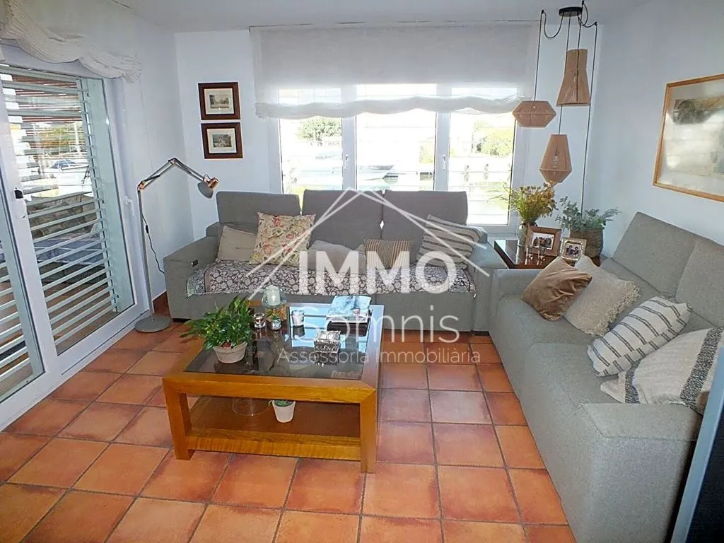 Séjour - Luxury Villa with Mooring in Roses