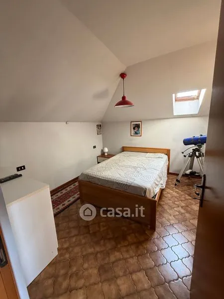 Magamistoad - Two-Level Lake View Apartment in Buguggiate
