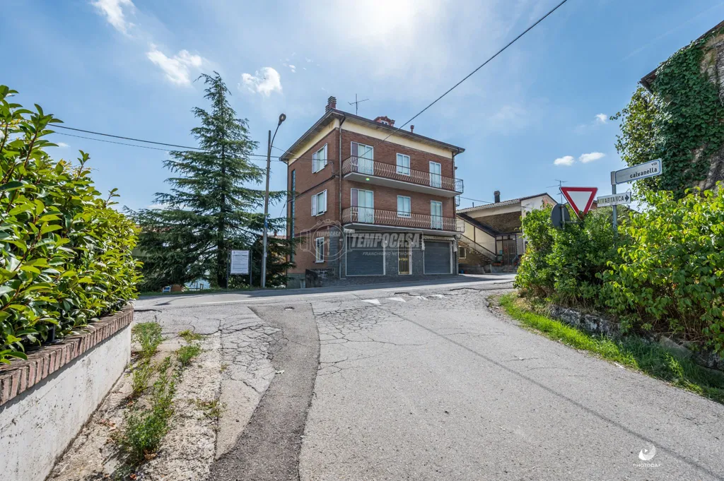 Exterior - Panoramic Semi-Detached Villa in Serramazzoni