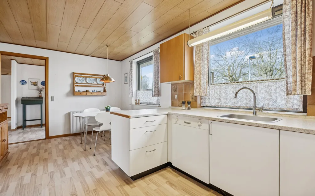 Köök - Villa with Large Garage in Southern Høng