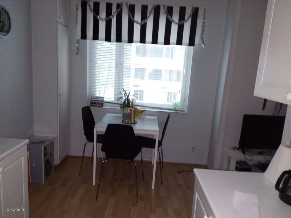 Salle à manger - Bright Studio Flat with Balcony in Turku